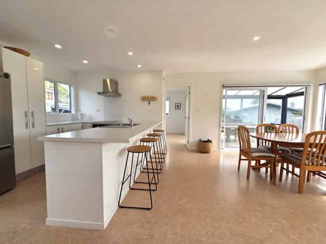 108 Manuka Place, Matarangi