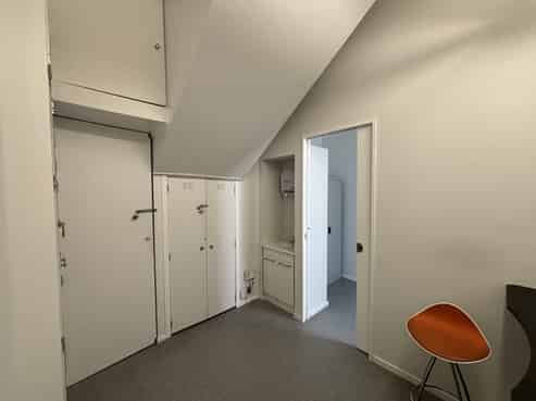 Ground Floor Office with Parking – Thorndon Quay