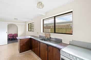 16 Strathmore Avenue, LEVIN