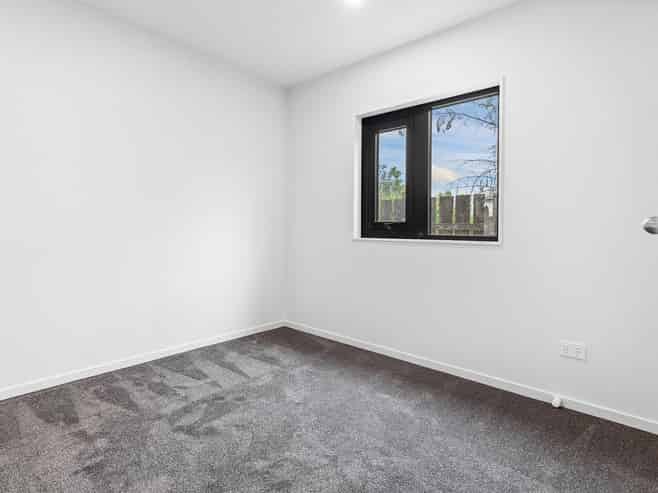 Auckland - Address withheld