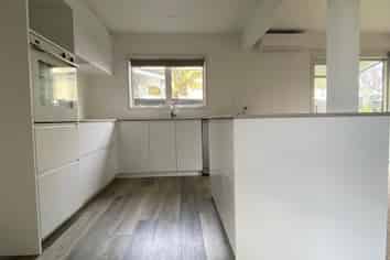 12A First Avenue, Avenues