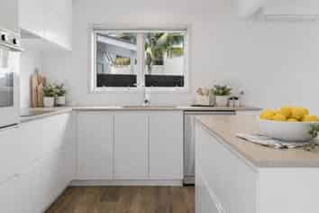 12A First Avenue, Avenues