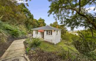 66 Lindsay Road, Balaclava