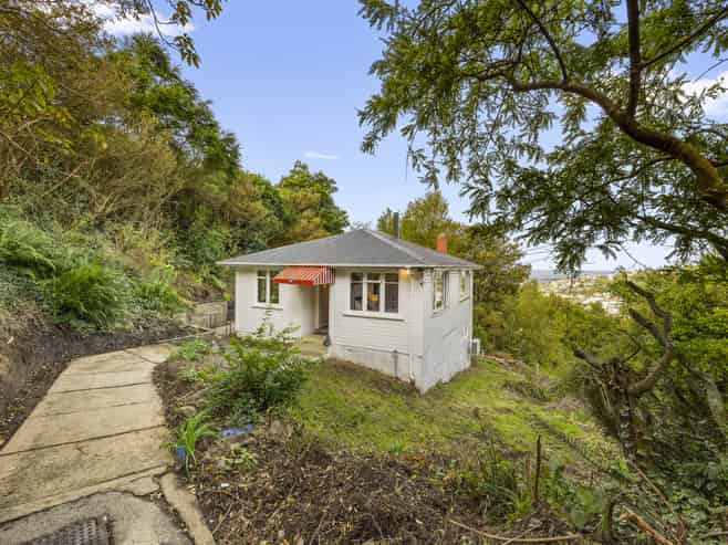 66 Lindsay Road, Balaclava