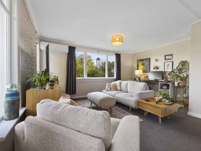 66 Lindsay Road, Balaclava