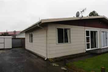 2/30 Trinity Crescent, Pirimai