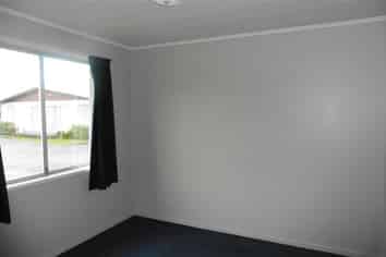 2/30 Trinity Crescent, Pirimai