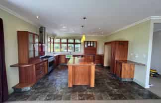 123 Wairau Road, Oakura