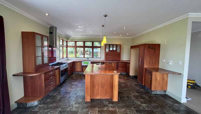 123 Wairau Road, Oakura