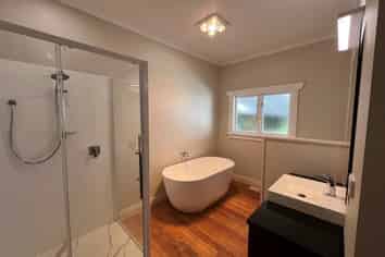 123 Wairau Road, Oakura