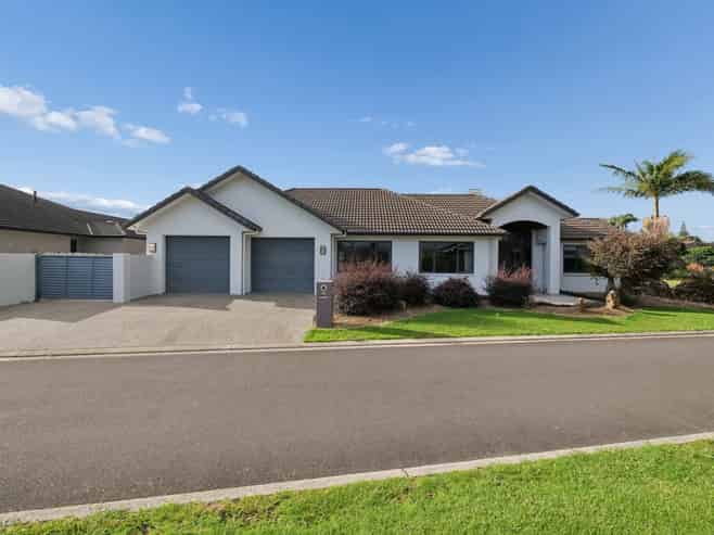 21 Pacific Park Way, Papamoa