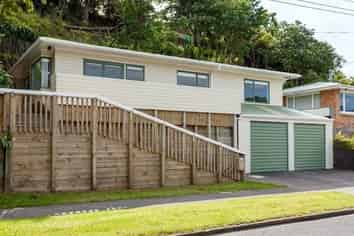 23 Seaview Road, Marfell