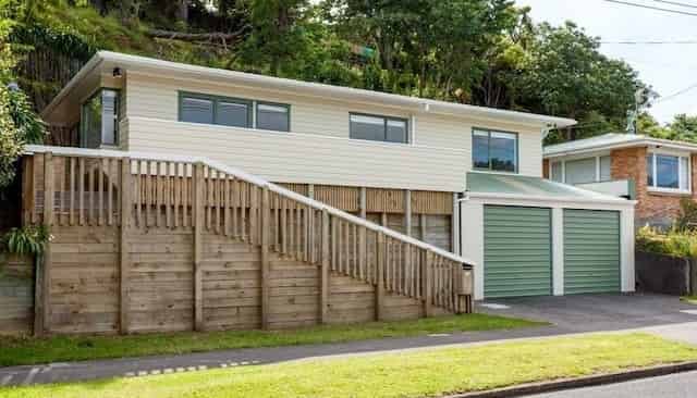 23 Seaview Road, Marfell