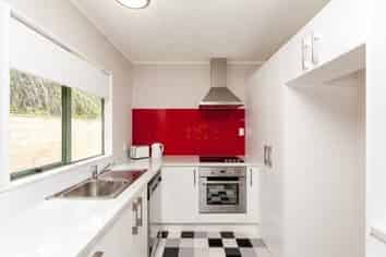 23 Seaview Road, Marfell