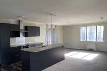 1 Hinton Court, Kingswell