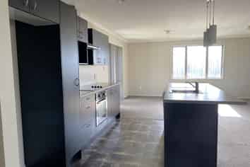 1 Hinton Court, Kingswell