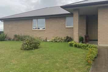 1 Hinton Court, Kingswell