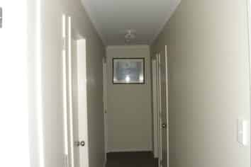 1 Hinton Court, Kingswell