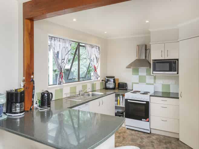 364-364A Clifford Street, Mangapapa