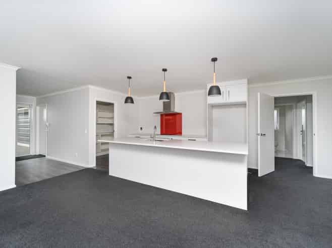 9 Mediterranean Grove, Fitzherbert