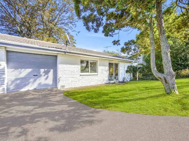 1/9 Phillipa Place, Browns Bay