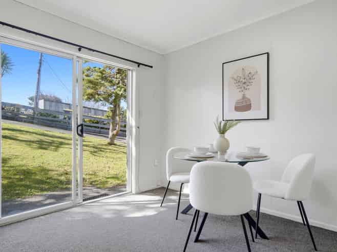 1/9 Phillipa Place, Browns Bay