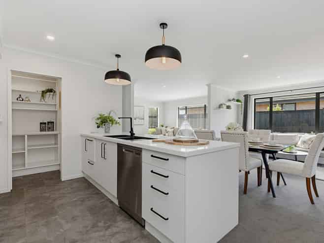 8 Tauroa Drive, Tuakau