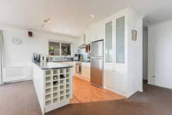 5 Norfolk Place, Stoke