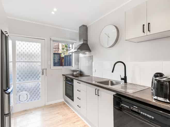 3/41 Masterton Road, Rothesay Bay