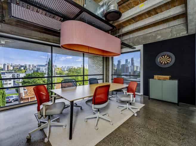Refined workspace in the heart of Parnell