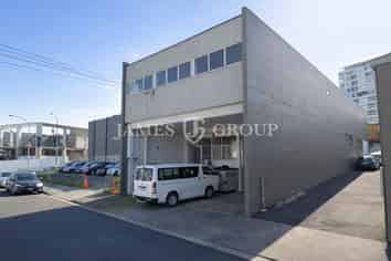 STANDALONE WAREHOUSE & OFFICE