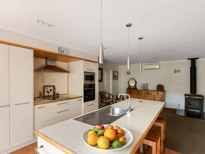 33 Phillips Drive, Oropi