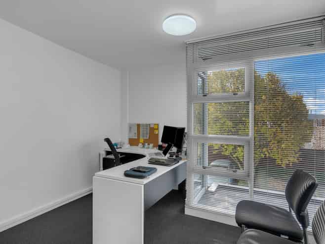 Tidy Unit, Well-Priced and Ready