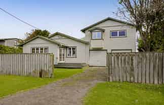 52 Kawei Road, Hawera