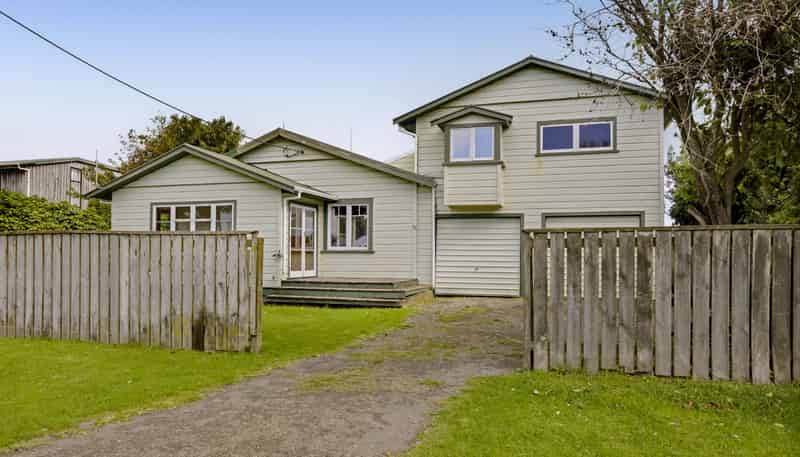52 Kawei Road, Hawera