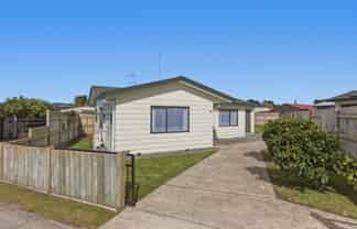 22B College Place, Poike