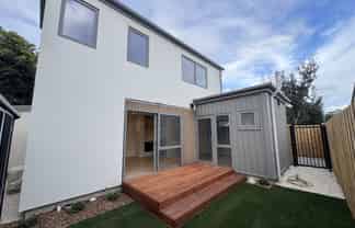 5/140 Huxley Street, Sydenham