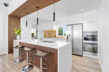 2 Riverstone Drive, ROLLESTON