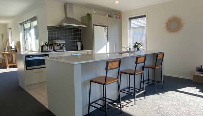 8 Saddlers Way, Papamoa