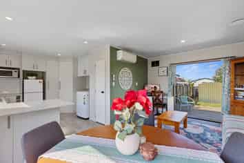 16B Doncaster Drive, Papamoa