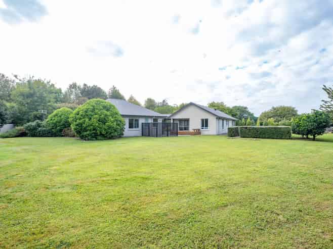 302B State Highway 26, Newstead