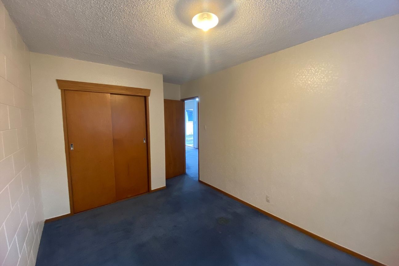 Spacious Downstairs Unit - Widok 5
