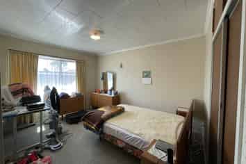 3-67 Hills Road, Saint Albans