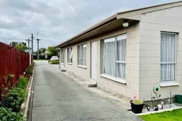 3-67 Hills Road, Saint Albans