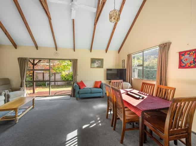 5 Newcastle Street, Clyde