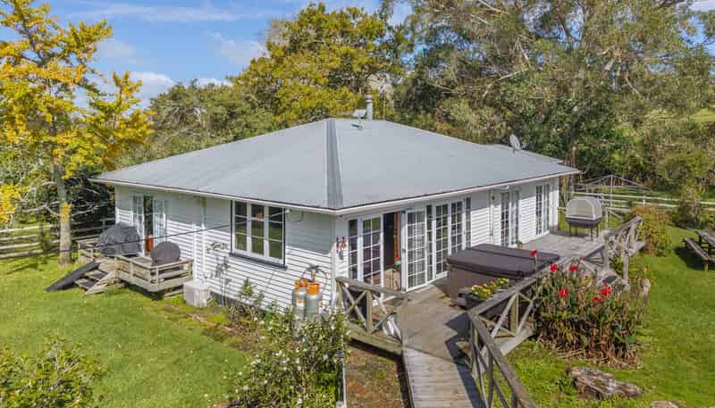 1102 Peak Road, Waimauku