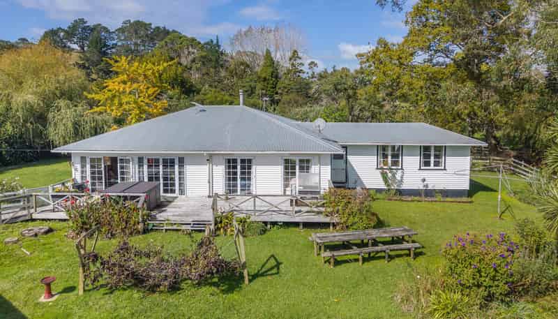 1102 Peak Road, Waimauku