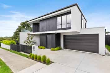 326 Flat Bush School Road, Flat Bush