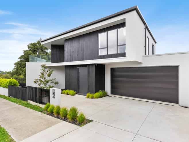 326 Flat Bush School Road, Flat Bush