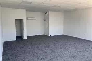 Savills | Prime Modern Industrial in growing location